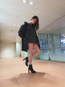 「DIESEL（ディーゼル）のアイテム（ミリタリージャケット）」を使った、ERINAさん（レディース・167cm）の春コーディネート