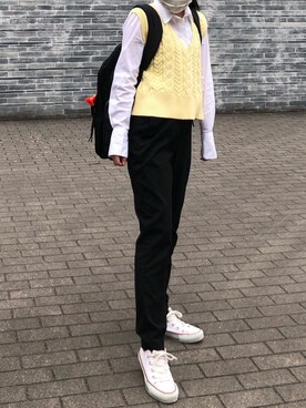 「H&M（エイチ・アンド・エム）のアイテム（シャツ/ブラウス、ホワイト系）」を使った、mogさん（レディース・152cm）の春コーディネート