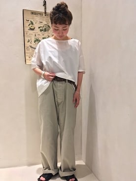 「JOURNAL STANDARD LUXE（ジャーナルスタンダード　ラックス）のアイテム（パンツ）」を使った、journal standard luxe堀江店さん（レディース・158cm）の夏コーディネート