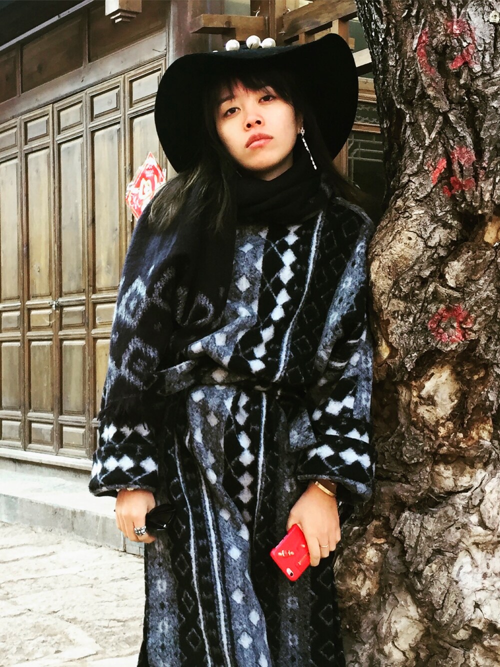 「no brandのアイテム（ワンピース、ブラック系）」を使った、老五小姐的vintageさん（レディース・163cm）の冬コーディネートの1枚目の写真