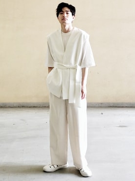 「アイテム（ベスト、ホワイト系）」を使った、kulaさん（メンズ・173cm）の春コーディネート
