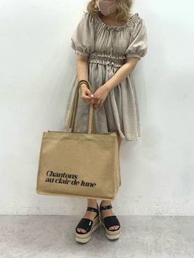 「ピクニック」｜「アイテム（チュニック）」を使った、安部麻未奈さん（レディース・152cm）の春コーディネート