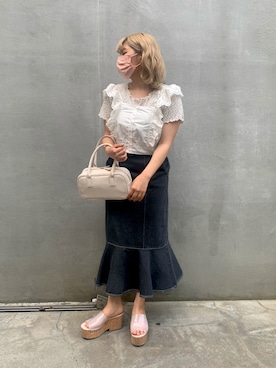 「花柄」｜「アイテム（アンサンブル）」を使った、安部麻未奈さん（レディース・152cm）の春コーディネート