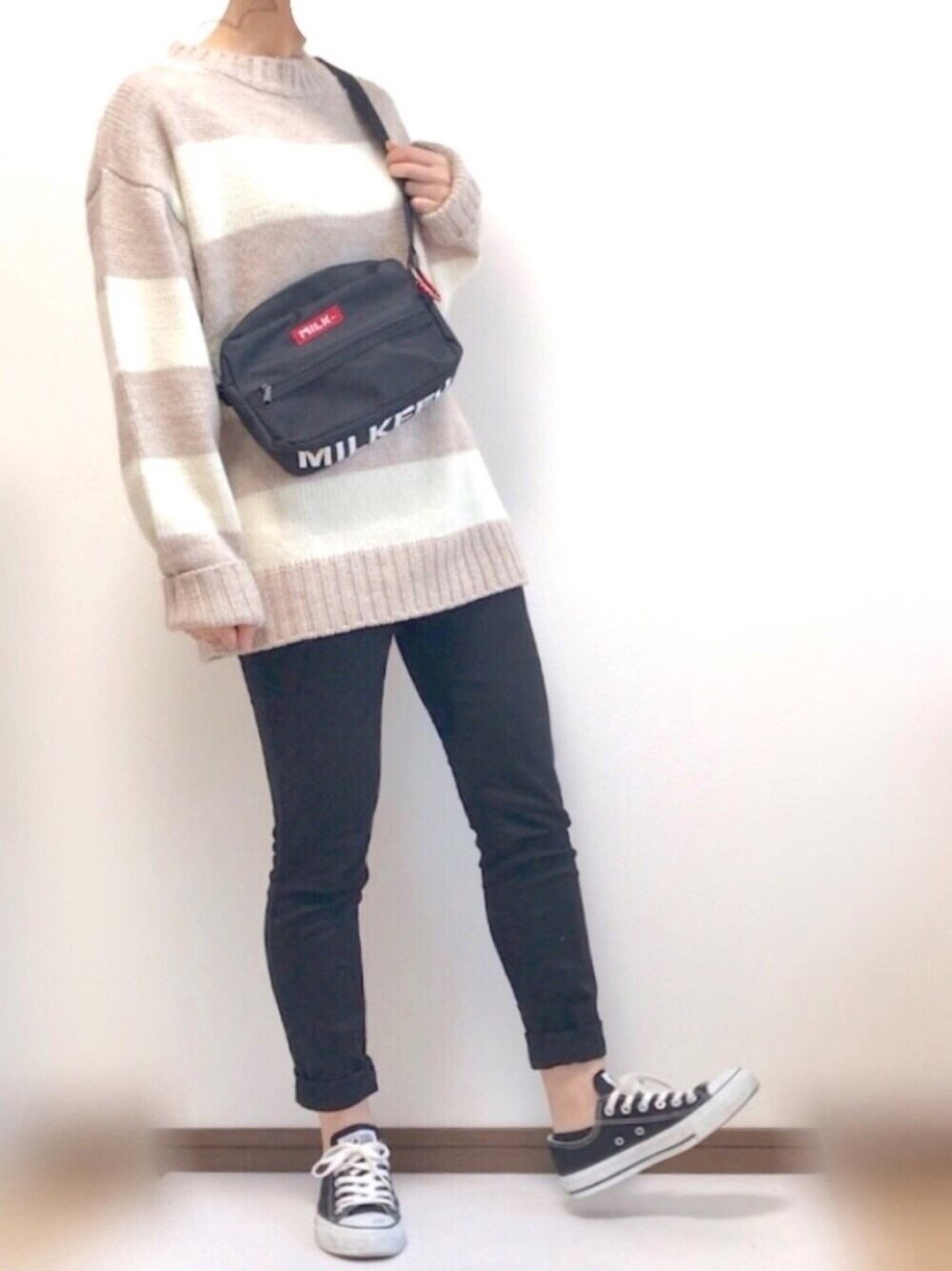 「秋冬、カジュアル、プチプラ、ディズニーコーデ、GU、UNIQLO、converse、ミルクフェド」｜「GUのアイテム（ニット/セーター、ピンク系）」を使った、ｓｈｉｈｏ*さん（レディース・159cm）の秋コーディネートの1枚目の写真