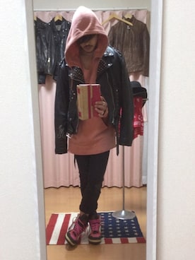 「80s」｜「アイテム（ライダースジャケット）」を使った、トモさん（メンズ・170cm）の冬コーディネート