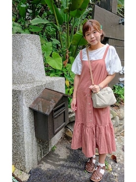 「Crisp（クリスプ）のアイテム（ジャンパースカート）」を使った、ChiHsinさん（レディース・162cm）の夏コーディネート