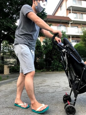 「OFFSHORE（オフショア）のCOLLEGE LOGO L/S TEE/カレッジロゴロンティ（Tシャツ/カットソー、グレー系）」を使った、ととサーファーさん（メンズ・163cm）の夏コーディネート