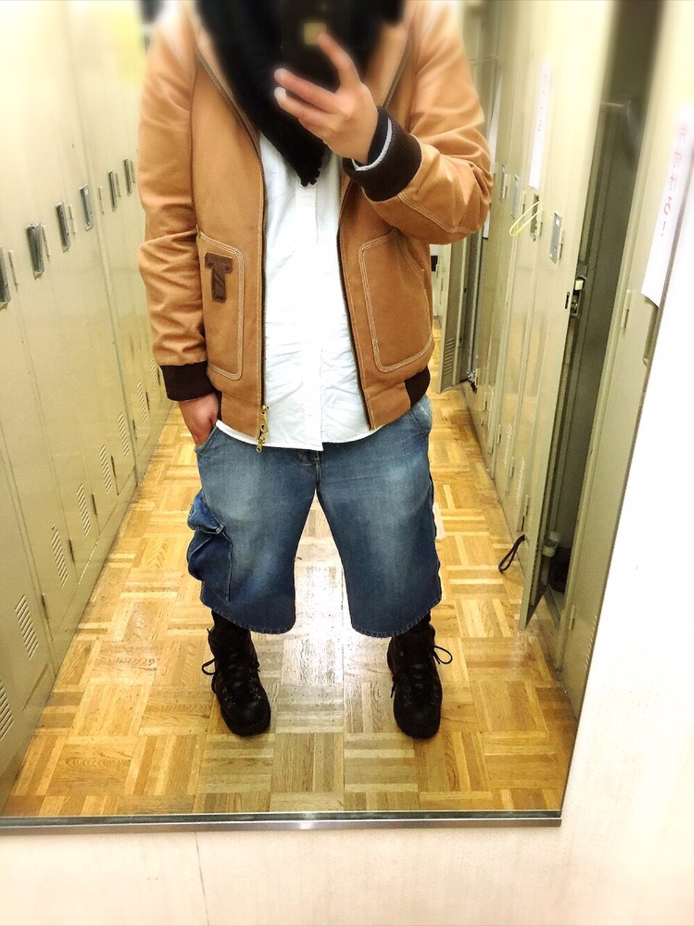 「TOMMYのアイテム（ブルゾン、ベージュ系）」を使った、Hiroyuki さん（メンズ・170cm）の冬コーディネートの1枚目の写真
