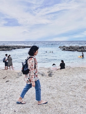 「quay（キー）のアイテム」を使った、Amanda Chiangさん（レディース・158cm）の春コーディネート