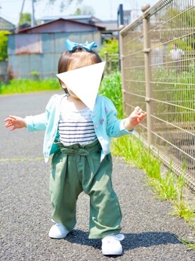 「combimini（コンビミニ）のアイテム（トップス）」を使った、 kotsubu ◌◍さん（キッズ・70cm）の春コーディネート