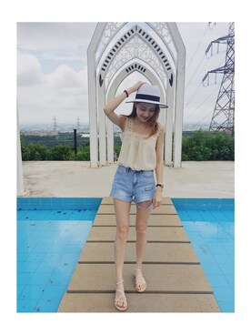 「LOVE」｜「アイテム（帽子）」を使った、Yun Luさん（レディース・163cm）の夏コーディネート