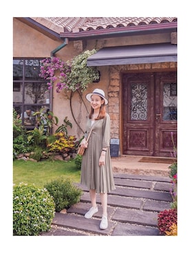 「ONCE UPON A TIME（ワンス　アポン　ア　タイム）のアイテム」を使った、Yun Luさん（レディース・163cm）の秋コーディネート