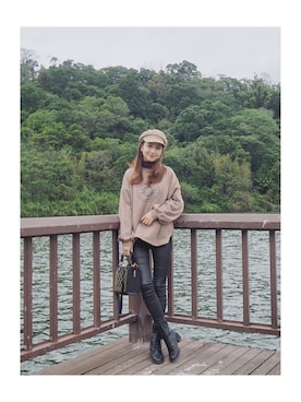 「LOVFEE（ラッフィ）のアイテム（帽子）」を使った、Yun Luさん（レディース・163cm）の冬コーディネート