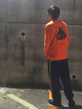 「XLARGE（エクストララージ）のL/S TEE BACKSIDE OG（Tシャツ/カットソー、オレンジ系）」を使った、こーだいさん（メンズ・175cm）の秋コーディネート