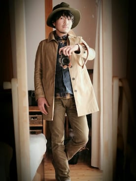 「ネルシャツ」｜「アイテム（ステンカラーコート）」を使った、まつさん（メンズ・173cm）の冬コーディネート