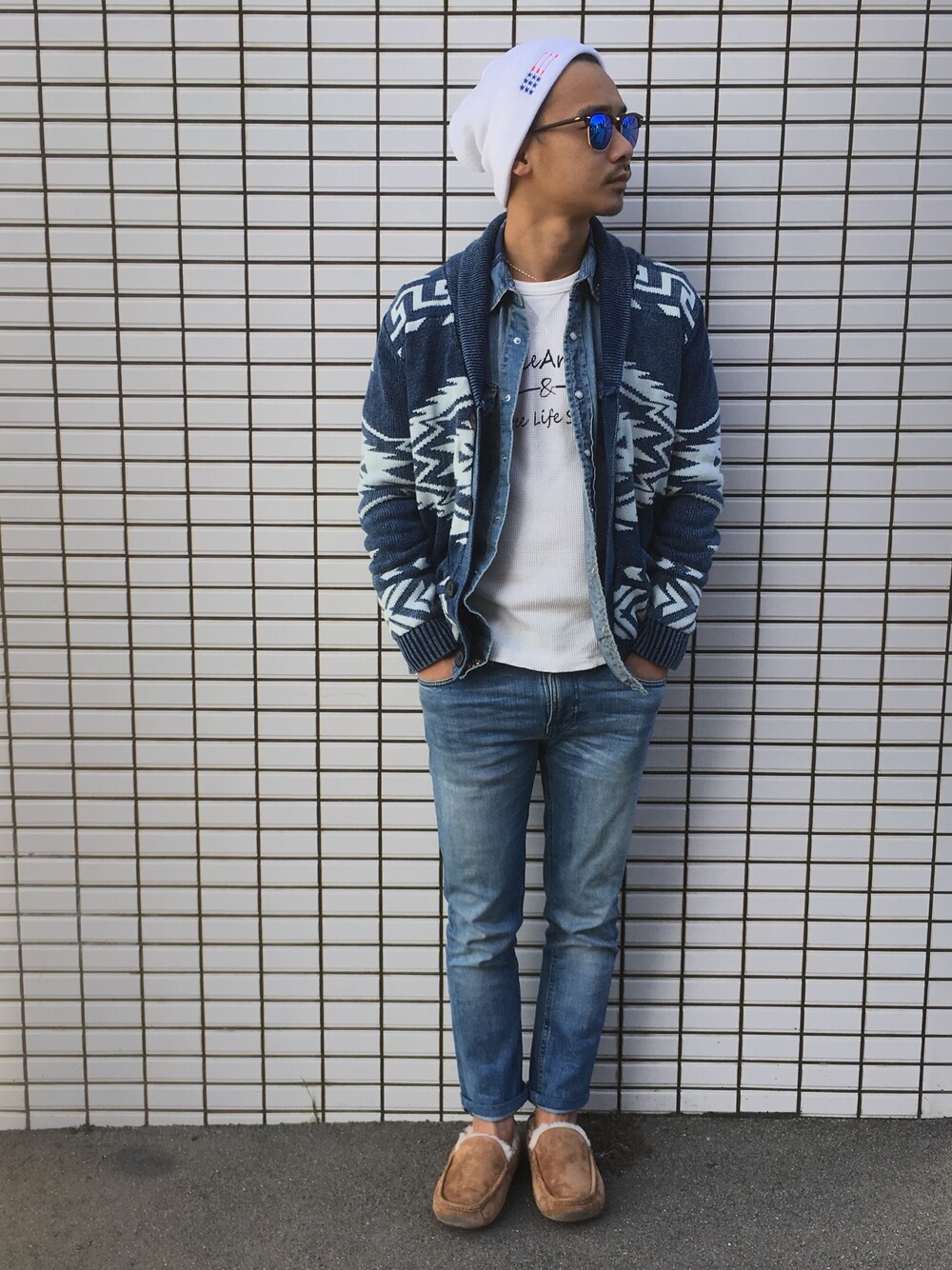 「ThreeArrows、Ron Herman、BEAMS、REMI RELIEF、Nudie jeans、UGG、ray ban、USA、冬、ロンハーマン」｜「ThreeArrowsのアイテム（ニットキャップ/ビーニー、レッド系）」を使った、$$$_threearrowsさん（メンズ・165cm）の冬コーディネートの1枚目の写真