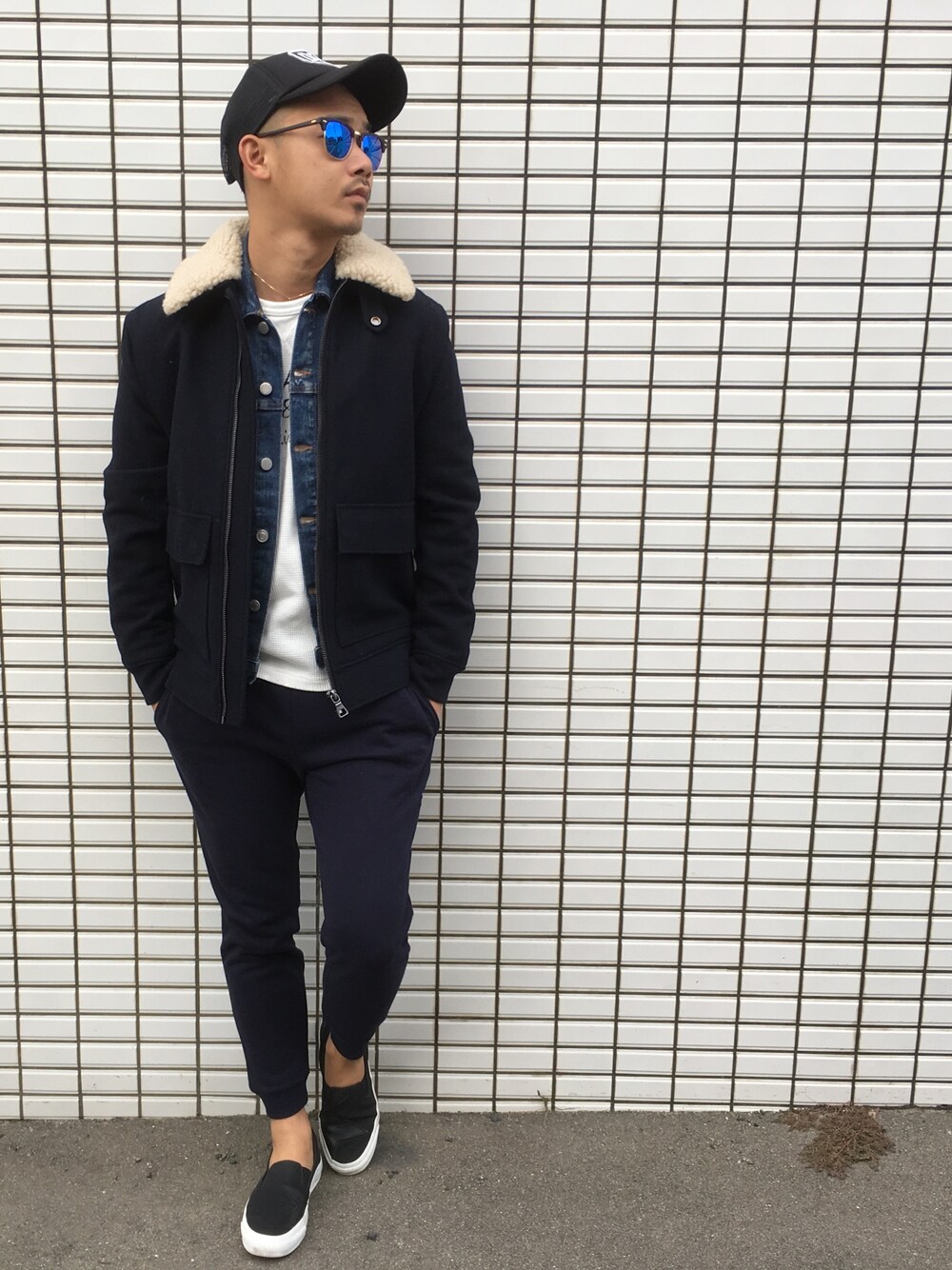 「ThreeArrows、nano・universe、H&M、converse、ray ban、DEUS EX MACHINA、DEUS、スリーアローズ、あけましておめでとうございます！、新年一発目」｜「DEUS EX MACHINAのアイテム（キャップ、ブラック系）」を使った、$$$_threearrowsさん（メンズ・165cm）の冬コーディネートの1枚目の写真