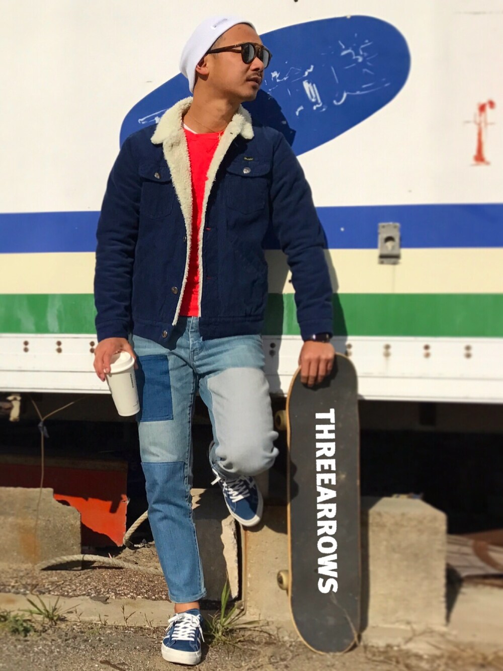 「ThreeArrows、nano・universe、Wrangler、H&M、converse、ray ban、Adam et Rope'、Ron Herman」｜「ThreeArrowsのアイテム（ニットキャップ/ビーニー、ホワイト系）」を使った、$$$_threearrowsさん（メンズ・165cm）の冬コーディネートの1枚目の写真