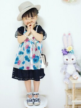 「フラワープリント」｜「アイテム（レッグウェア）」を使った、ゆん☺さん（キッズ・100cm）の春コーディネート