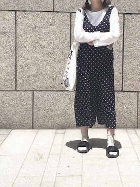 「PUMA」｜「アイテム（つなぎ/オールインワン）」を使った、MoEgaWkkさん（レディース・167cm）の春コーディネート