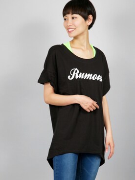 「CERCA（チェルカ）のRM/カラータンクトップ付ロゴTシャツチュニック（Tシャツ/カットソー、ブラック系）」を使った、わたこさん（レディース・160cm）の春コーディネート