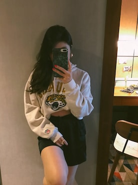 「部屋着」｜「アイテム（アクセサリー）」を使った、PrettyLeggiesさん（レディース・157cm）の秋コーディネート