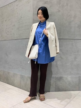 「UNITED ARROWS（ユナイテッドアローズ）のUWSC 6ボタン ブレザー（テーラードジャケット、ベージュ系）」を使った、UEDA HONOさん（レディース・154cm）の冬コーディネート