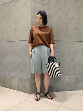 「UNITED ARROWS（ユナイテッドアローズ）のUBCB WARPED SHAPE バングル†（ブレスレット、シルバー系）」を使った、UEDA HONOさん（レディース・154cm）の春コーディネート