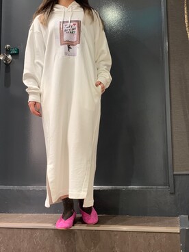 「REMME（レメ）のREMME(レメ)　 Vカットフラットパンプス（パンプス）」を使った、ayakaさん（レディース・160cm）の冬コーディネート