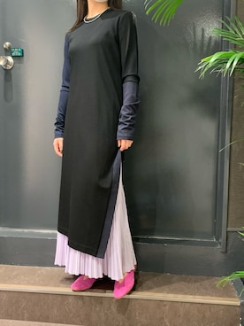 「REMME（レメ）のREMME(レメ)　 Vカットフラットパンプス（パンプス）」を使った、ayakaさん（レディース・160cm）の春コーディネート