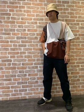 「soe（ソーイ）のアイテム（バッグ）」を使った、takuya satoさん（メンズ・182cm）の春コーディネート