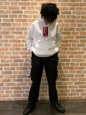 「BlackEyePatch（ブラックアイパッチ）のアイテム（スウェット）」を使った、takuya satoさん（メンズ・182cm）の秋コーディネート