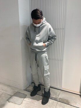 「DANKE SCHON（ダンケシェーン）のアイテム（スウェットパンツ）」を使った、takuya satoさん（メンズ・182cm）の冬コーディネート