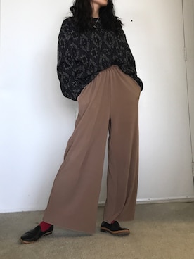「SAYA（サヤ）のアイテム（スリッポン）」を使った、Hitomi さん（レディース・165cm）の冬コーディネート