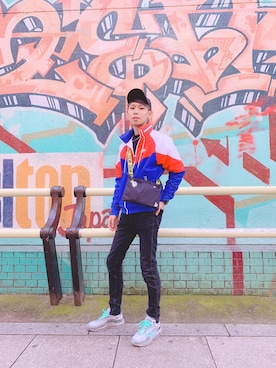 「大阪」｜「アイテム（ブルゾン）」を使った、to-jiさん（メンズ・175cm）の春コーディネート