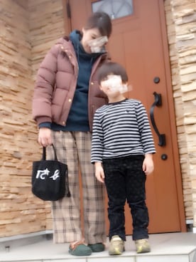 「アイテム（モカシン/デッキシューズ、グリーン系）」を使った、えりさん（レディース・158cm）の冬コーディネート