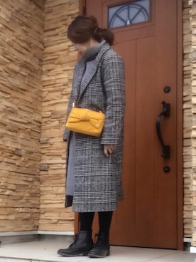 「To b. by agnes b.（トゥービーバイアニエスベー）のアイテム（ショルダーバッグ）」を使った、えりさん（レディース・158cm）の冬コーディネート