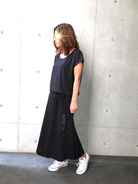 「AZUL by moussy（アズールバイマウジー）のアイテム（Tシャツ/カットソー、ブラック系）」を使った、Yacchinさん（レディース・156cm）の夏コーディネート