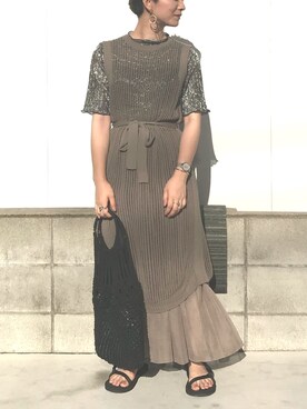 アヤカさんの「KBF メタリックプリーツスカート」を使ったコーディネート