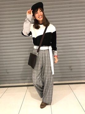 「tk.TAKEO KIKUCHI（ティーケータケオキクチ）のアイテム（バッグ）」を使った、tk.TAKEO KIKUCHI 博多阪急店 スタッフさん（レディース・155cm）の秋コーディネート