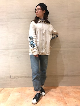 「tk.TAKEO KIKUCHI（ティーケータケオキクチ）のアイテム（財布/小物）」を使った、tk.TAKEO KIKUCHI 博多阪急店 スタッフさん（レディース・157cm）の冬コーディネート