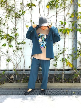 「tk.TAKEO KIKUCHI（ティーケータケオキクチ）のアイテム（テーラードジャケット）」を使った、tk.TAKEO KIKUCHI 博多阪急店 スタッフさん（レディース・157cm）の春コーディネート