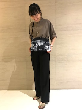 「tk.TAKEO KIKUCHI（ティーケータケオキクチ）のアイテム（バッグ）」を使った、tk.TAKEO KIKUCHI 博多阪急店 スタッフさん（レディース・157cm）の夏コーディネート