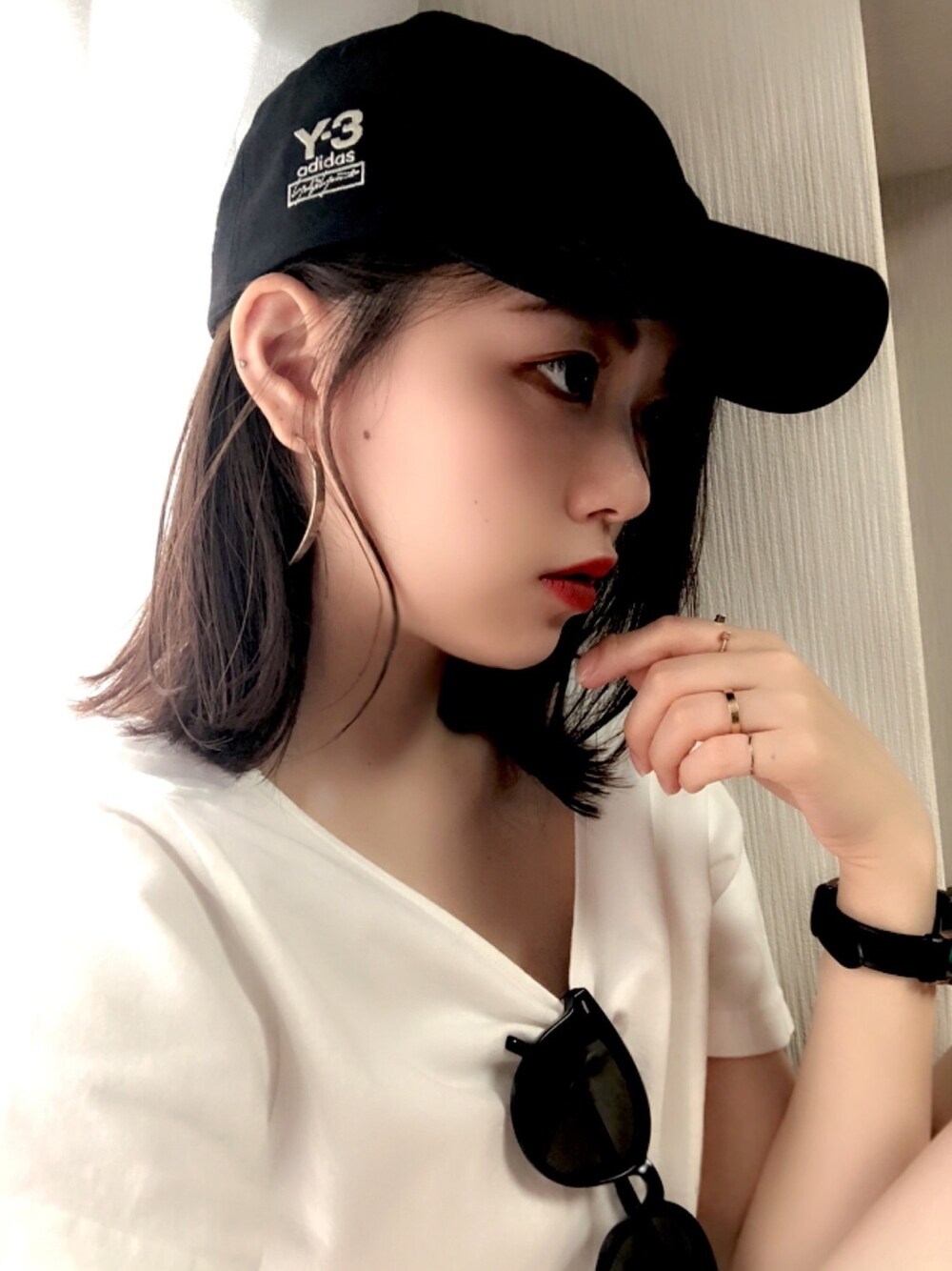 「シンプル、ヨウジヤマモト、yohjiyamamoto、adidas」｜「Y-3のY-3 DAD CAP（キャップ、ブラック系）」を使った、aoiさん（レディース・161cm）の夏コーディネートの1枚目の写真
