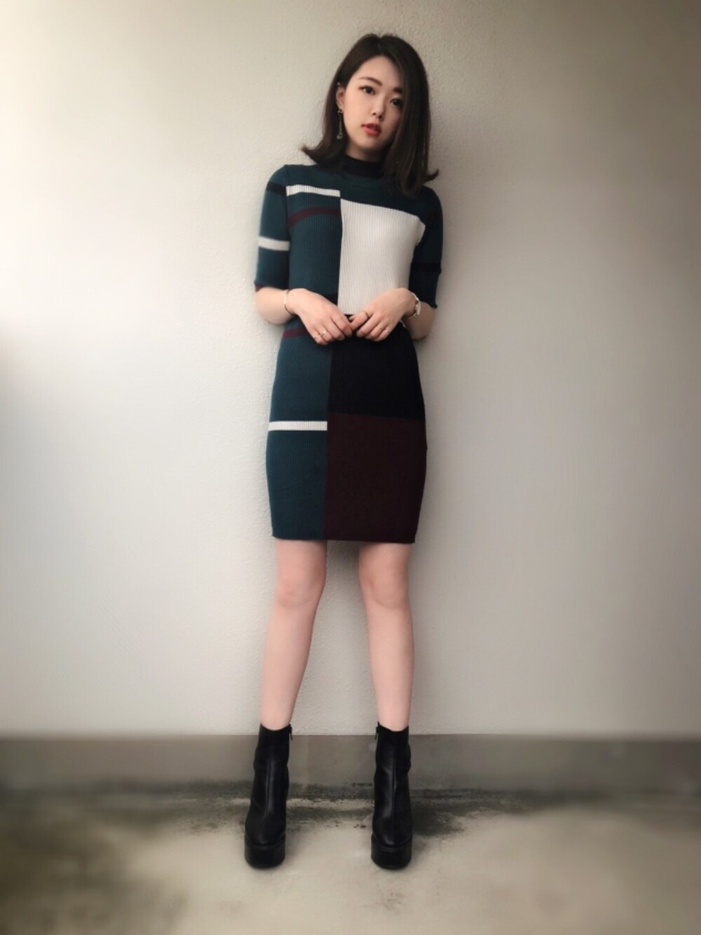 「秋のコーデ、秋コーデ、秋」｜「LILY BROWNのアイテム（ピアス（両耳用）、ブラック系）」を使った、aoiさん（レディース・161cm）の秋コーディネートの1枚目の写真