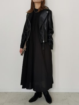 「シャツワンピ」｜「アイテム（ライダースジャケット）」を使った、HALさん（レディース・162cm）の冬コーディネート
