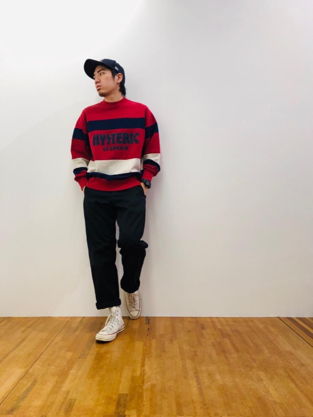 「スウェット、ボーダー、アメカジ、チノパン」｜「HYSTERIC GLAMOURのミリタリーチノパンツ（チノパンツ、ブラック系）」を使った、YUTOさん（メンズ・172cm）の春コーディネートの1枚目の写真