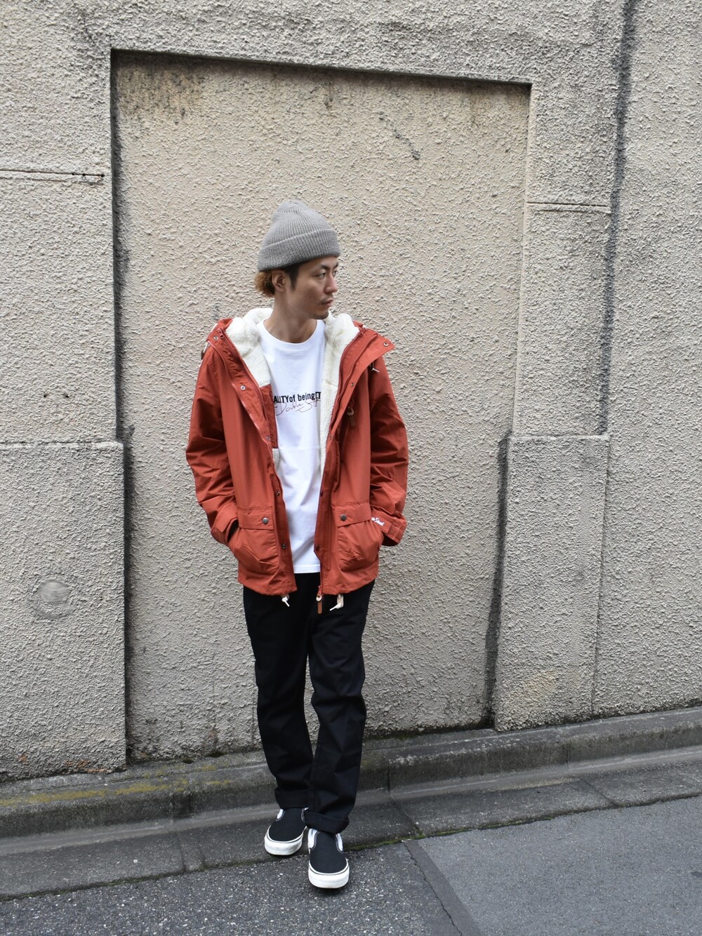 「オトナカジュアル、シンプルコーデ、ストリートMIX、DOUBLE STEAL、ボア、マウンテンパーカー」｜「DOUBLE STEALのLine DOU Tapered パンツ（その他パンツ、ブラック系）」を使った、まっつんさん（メンズ・173cm）の冬コーディネートの1枚目の写真