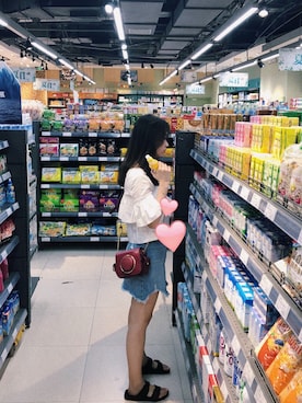 「URBAN RESEARCH（アーバンリサーチ）のアイテム（デニムスカート）」を使った、Mil黄さん（レディース・164cm）の夏コーディネート