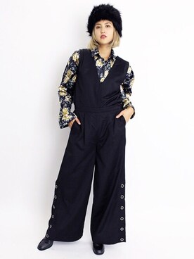 「BARAK（バラク）のアイテム（サロペット/オーバーオール）」を使った、BARAKさん（レディース・165cm）の秋コーディネート